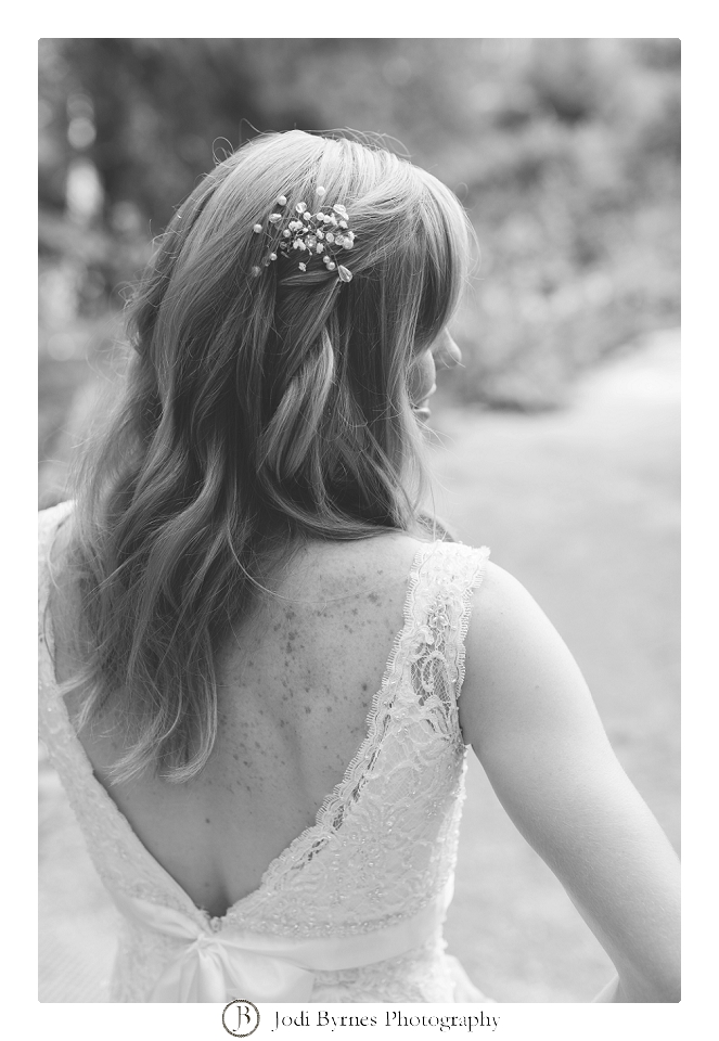 bridal session clemson botanical gardens